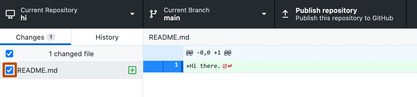 Снимок экрана: вкладка "Изменения" на боковой панели. Слева от файла "README.md", выбранная проверка box выделена оранжевым контуром.
