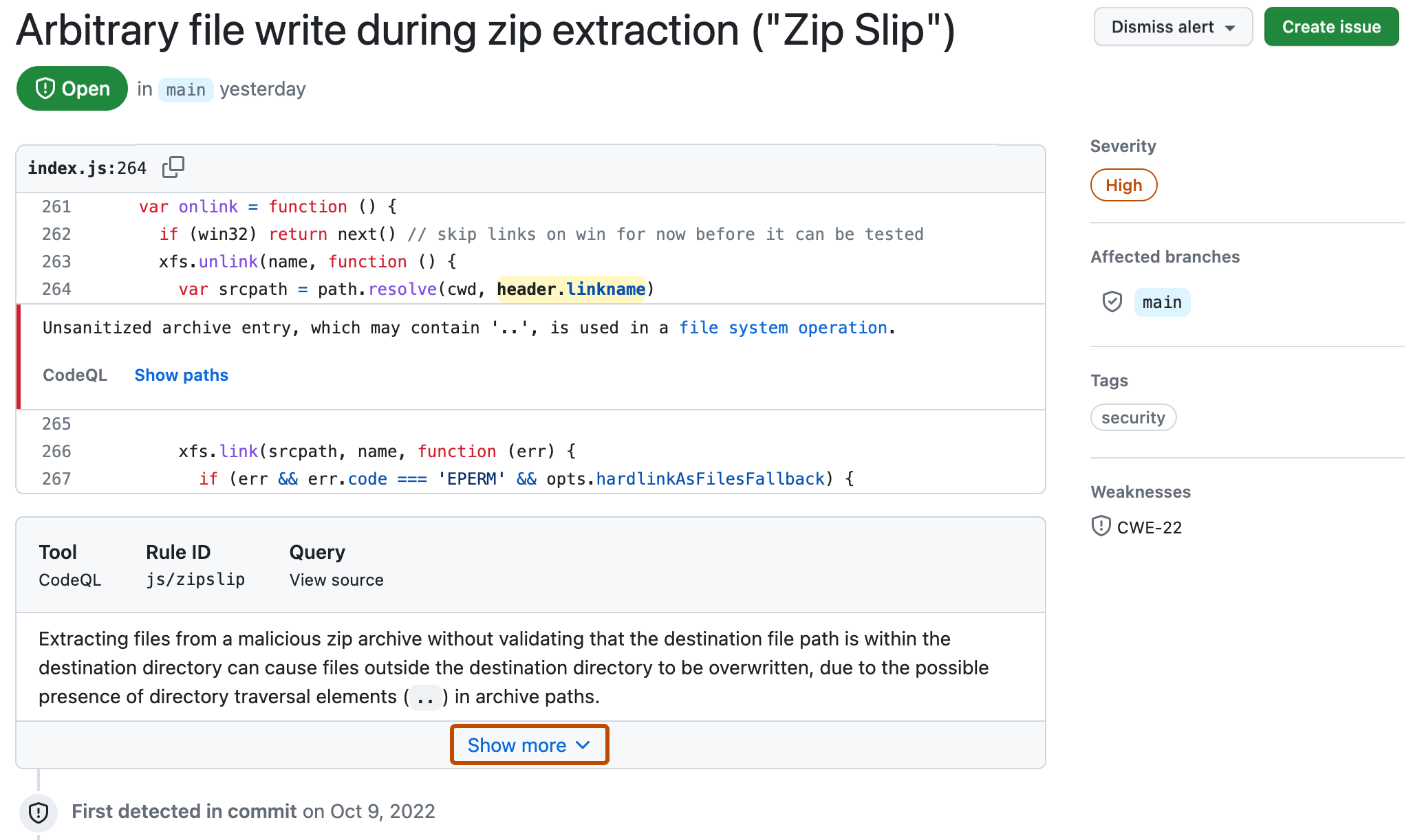 Capture d’écran montrant la description d’une alerte code scanning. Un lien intitulé « Afficher plus » est mis en évidence avec un encadré orange foncé.