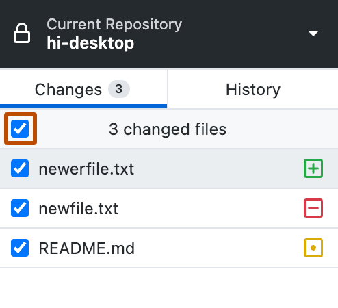 Screenshot der Registerkarte „Änderungen“. Oberhalb der Liste der geänderten Dateien ist neben dem Text „3 geänderte Dateien“ ein aktiviertes Kontrollkästchen orange umrandet.