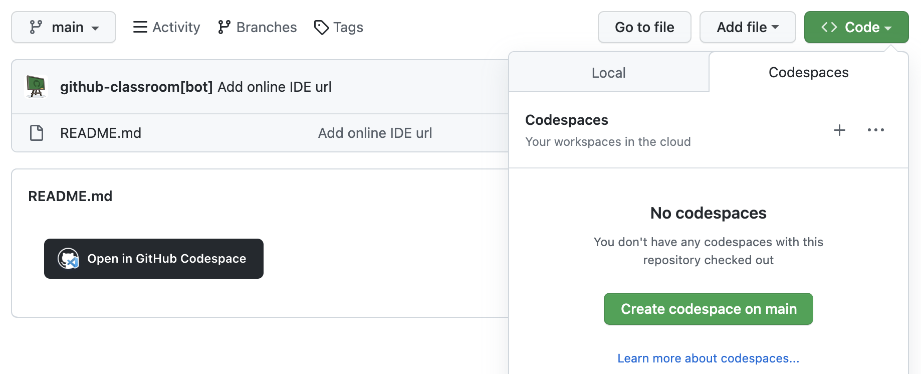 Screenshot: Das Zuweisungsrepository. Das Dropdownmenü „Code“ zum Starten eines neuen Codespace ist erweitert.