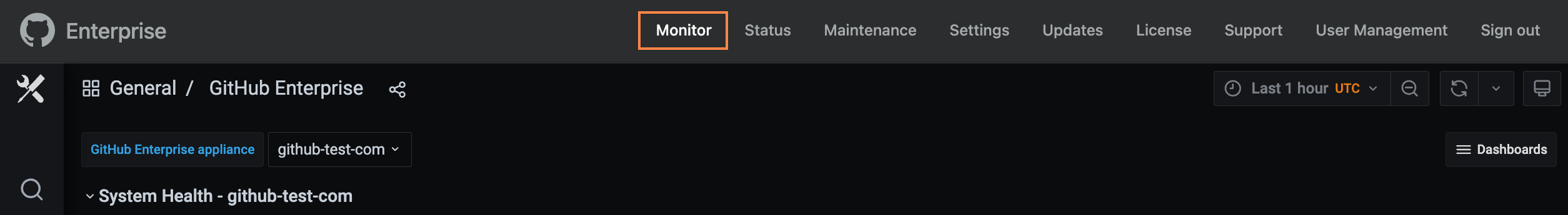 Screenshot of the header of the Consola de administración. A tab, labeled "Monitor", is highlighted with an orange outline.