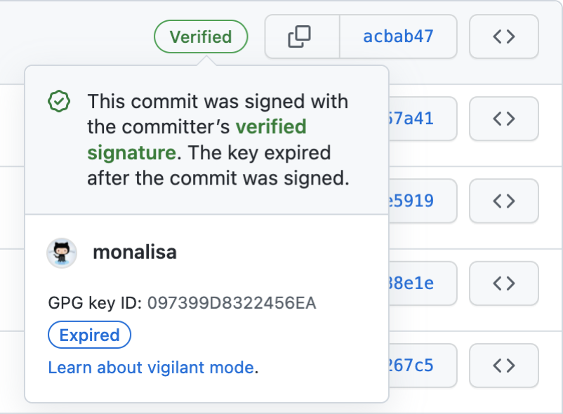 Screenshot: Liste mit Commits. Ein Commit ist mit der Bezeichnung „Überprüft“ gekennzeichnet. Unter der Bezeichnung wird in einer Dropdownliste erläutert, dass der Commit signiert wurde, aber der Schlüssel jetzt abgelaufen ist.
